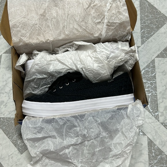 Keds platform sneakers size 9 style WF58034 - Picture 3 of 7